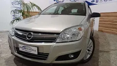Argento Usata 2008 Opel Astra Cosmo Station wagon | 2600 € (Buon prezzo)