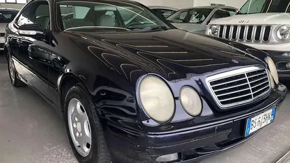 Usata 2001 Mercedes CLK200 Avantgarde Coupé | 2300 € (Super prezzo)