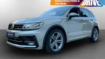 Usata VW Tiguan Sportline 131 CV (96 kW) 2019 Argento SUV