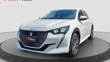 Bianco Usata 2021 Peugeot e-208 Active Utilitaria | 15.500 € (Buon prezzo)