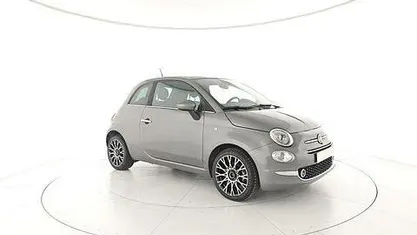 Begagnad Fiat 500 Dolcevita 69 HK (50 kW) 2023 Grå Sedan