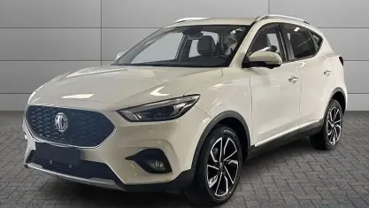 Usata MG ZS Luxury 106 CV (77 kW) 2023 Bianco SUV