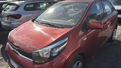 Rosso Usata 2023 Kia Picanto Urban Due volumi | 11.900 € (Buon prezzo)