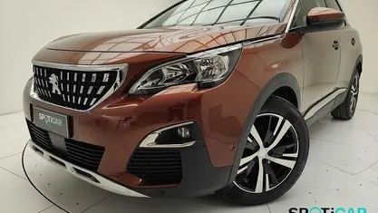 Usata Peugeot 3008 Active 131 CV (96 kW) 2018 Arancione SUV