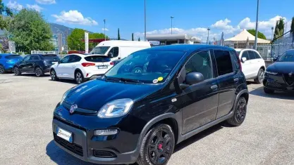 Occasion Fiat Panda S 69 ch (50 kW) 2023 Noir Citadine