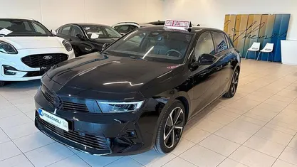Usata Opel Astra 131 CV (96 kW) 2025 Nero Berlina