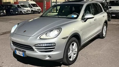 Argento Usata 2012 Porsche Cayenne SUV | 19.900 € (Ottimo prezzo)