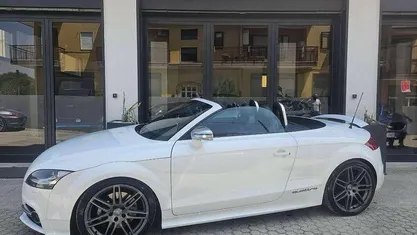 Other Usata 2011 Audi TT Roadster Exclusive Cabrio | 18.900 € (Buon prezzo)