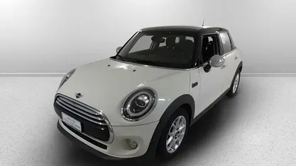 Bianco Usata 2018 Mini Cooper D Hype Due volumi | 18.400 € (Cara)