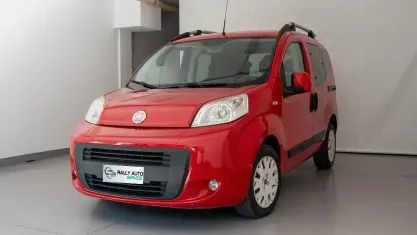 Usata Fiat Qubo Trekking 75 CV (55 kW) 2011 Rosso Monovolume