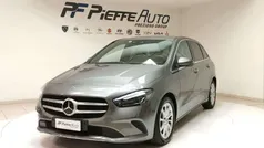 Grigio metallizz Usata 2019 Mercedes B180 Executive Monovolume | 23.900 € (Buon prezzo)
