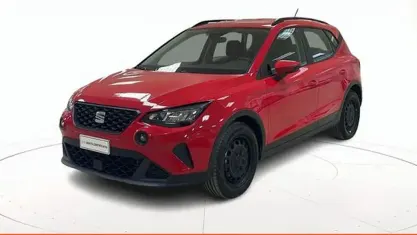 Usata Seat Arona Reference 90 CV (66 kW) 2022 Rosso pastello SUV
