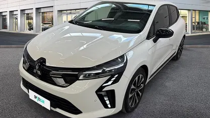 Occasion Mitsubishi Colt Invite 67 ch (49 kW) 2024 Blanc Citadine