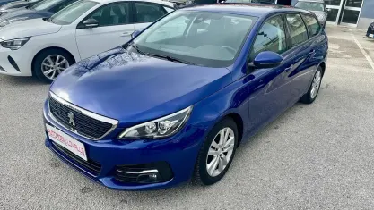 Usata Peugeot 308 102 CV (75 kW) 2019 Bluazzurro Station wagon