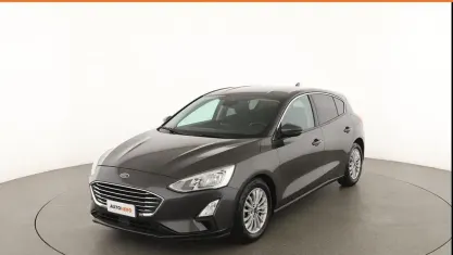 Usata Ford Focus Titanium 120 CV (88 kW) 2019 Grigio Berlina