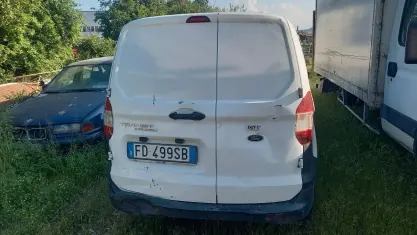 Usata Ford Tourneo Courier 75 CV (55 kW) 2016 Bianco Monovolume