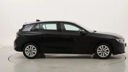 Usata Opel Astra Edition 110 CV (80 kW) 2022 Utilitaria