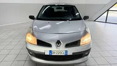 Other Usata 2007 Renault Clio II Dynamique Tre volumi | 3000 € (Buon prezzo)
