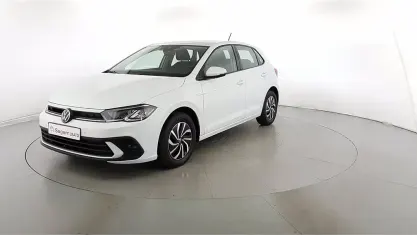Usata VW Polo Life 95 CV (69 kW) 2022 Pure white Utilitaria