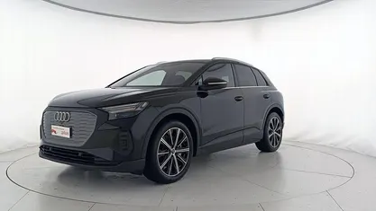 Usata 2025 Audi Q4 e-tron Ambiente SUV | 46.900 € (Buon prezzo)