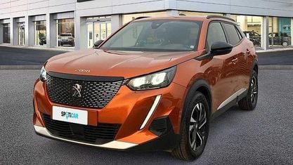 Usata Peugeot 2008 Allure 101 CV (74 kW) 2023 Arancione SUV