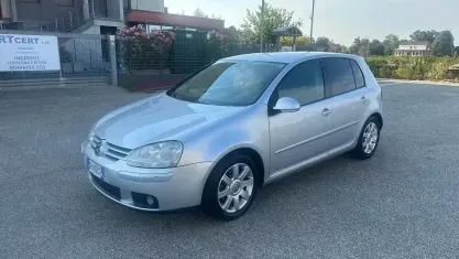 Usata VW Golf IV Sportline 115 CV (84 kW) 2004 Grigio Berlina