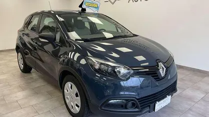 Blu/azzurro Usata 2014 Renault Captur SUV | 8000 € (Buon prezzo)