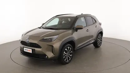 Usata Toyota Yaris Trend 116 CV (85 kW) 2023 Oro Utilitaria