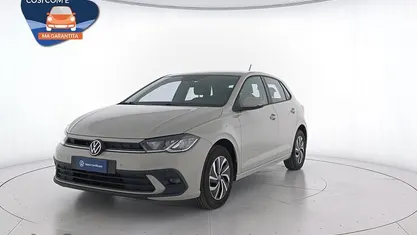 Usata VW Polo Life 95 CV (69 kW) 2023 Ascot grey Utilitaria