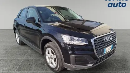 Nero Usata 2020 Audi Q2 Business SUV | 19.790 € (Ottimo prezzo)