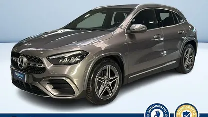 Grigio Usata 2024 Mercedes GLA200 Advanced SUV | 36.600 € (Buon prezzo)
