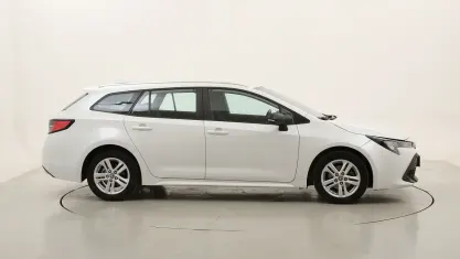 Usata Toyota Corolla Business Edition 122 CV (89 kW) 2022 Biancobianco Station wagon