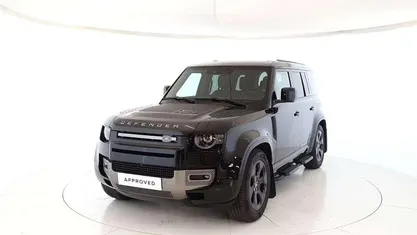 Nero Usata 2025 Land Rover Defender SE Dynamic SUV | 91.500 € (Buon prezzo)