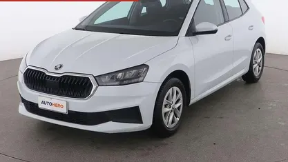 Usata Skoda Fabia Ambition 95 CV (69 kW) 2022 Bianco Utilitaria