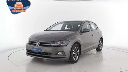 Usata VW Polo Comfortline 95 CV (69 kW) 2021 Limestone grey metallizzato Utilitaria