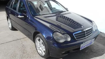 Usata Mercedes C220 Classic 142 CV (104 kW) 2003 Station wagon