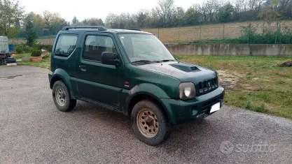 Usata Suzuki Jimny 65 CV (47 kW) 2005 Verde SUV
