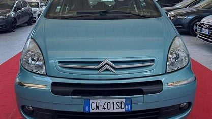 Usata Citroën Xsara Picasso Elegance 116 CV (85 kW) 2005 Blu/azzurro Monovolume