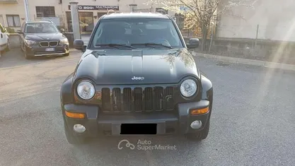 Usata Jeep Cherokee 150 CV (110 kW) 2003 SUV