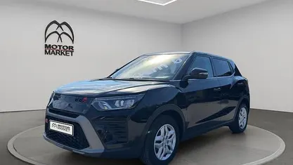 Käytetty SsangYong Tivoli 135 HP (99 kW) 2024 Musta Katumaasturi
