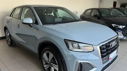 Usata Audi Q2 Admired 116 CV (85 kW) 2023 Grigio freccia SUV