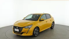 Usata 2021 Peugeot 208 Allure Due volumi | 14.099 € (Buon prezzo)