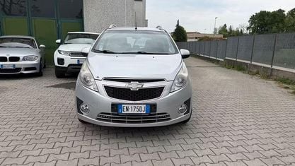Usata Chevrolet Spark LS 81 CV (59 kW) 2011 Argento Utilitaria