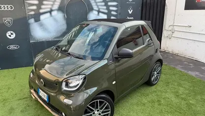 Usata Smart ForTwo Cabrio Brabus 108 CV (79 kW) 2017 Cabrio