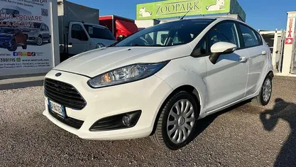 Other Usata 2014 Ford Fiesta Titanium Due volumi | 4500 € (Buon prezzo)