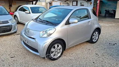 Usata Toyota iQ 90 CV (66 kW) 2011 Utilitaria