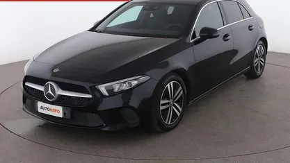 Nero Usata 2019 Mercedes A180 Tre volumi | 20.599 € (Buon prezzo)