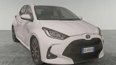Bianco Usata 2021 Toyota Yaris Hybrid Trend Tre volumi | 16.900 € (Buon prezzo)