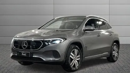 Usata Mercedes EQA250+ 94 kW (129 CV) 2023 Grigio medio metallizzato SUV