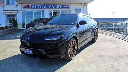 Usata 2020 Lamborghini Urus SUV | 238.500 €